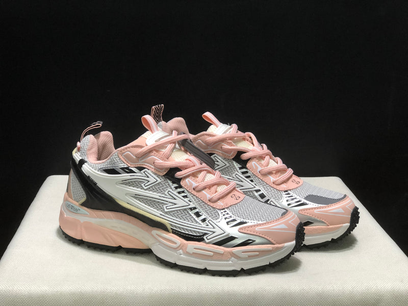 Off White l Right Back